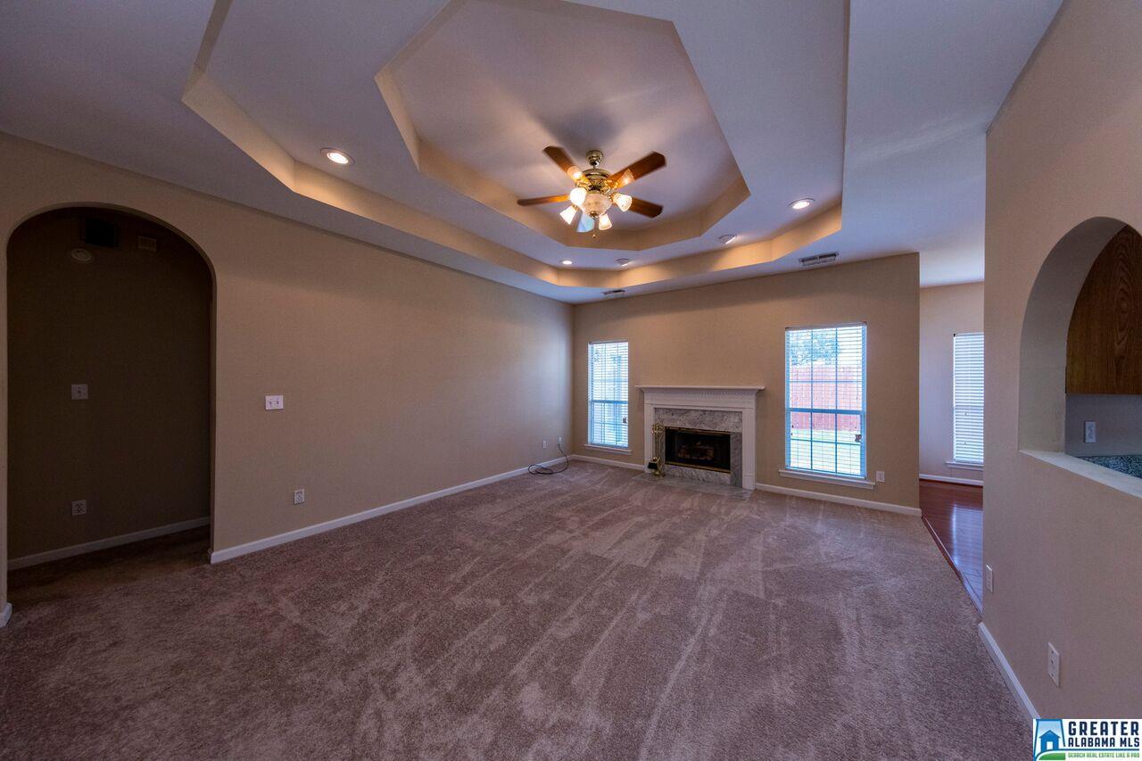 105 Spring Pl, Alabaster, AL 35007 photo 5