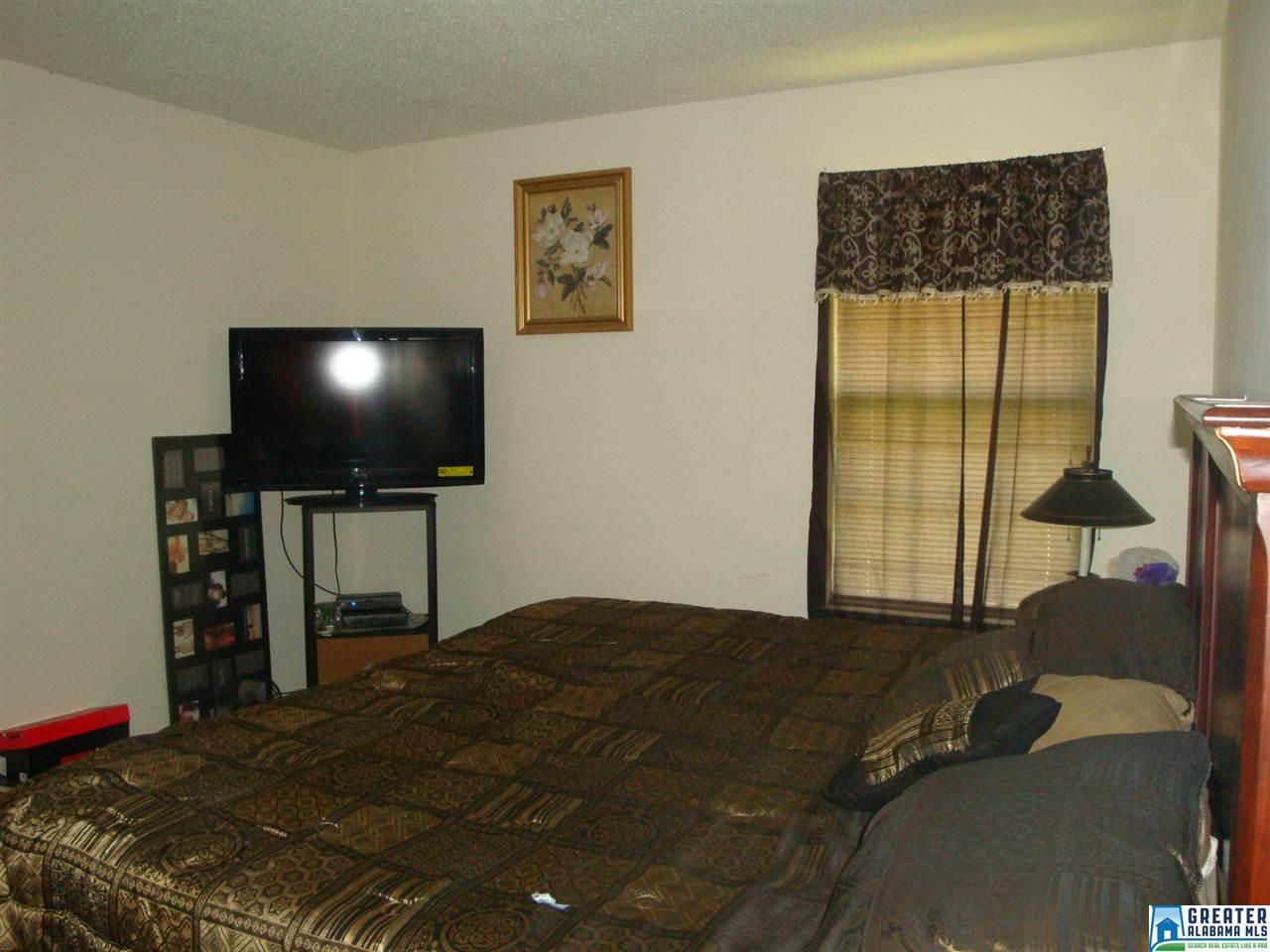 123 Morris Ave, Clanton, AL 35045 photo 9