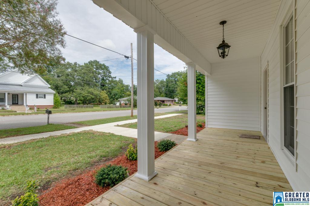 207 2nd Ave, Clanton, AL 35045 photo 9
