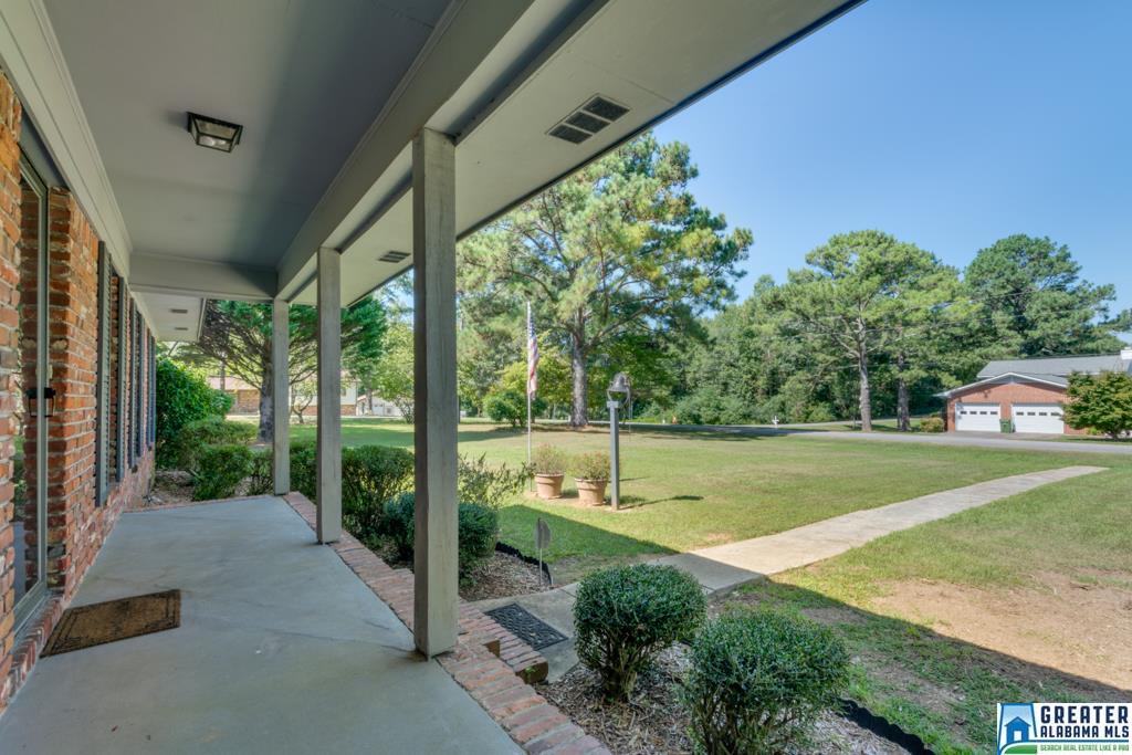 130 Crestview Dr, Clanton, AL 35045 photo 7