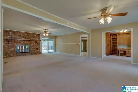 130 Crestview Dr, Clanton, AL 35045 photo 8