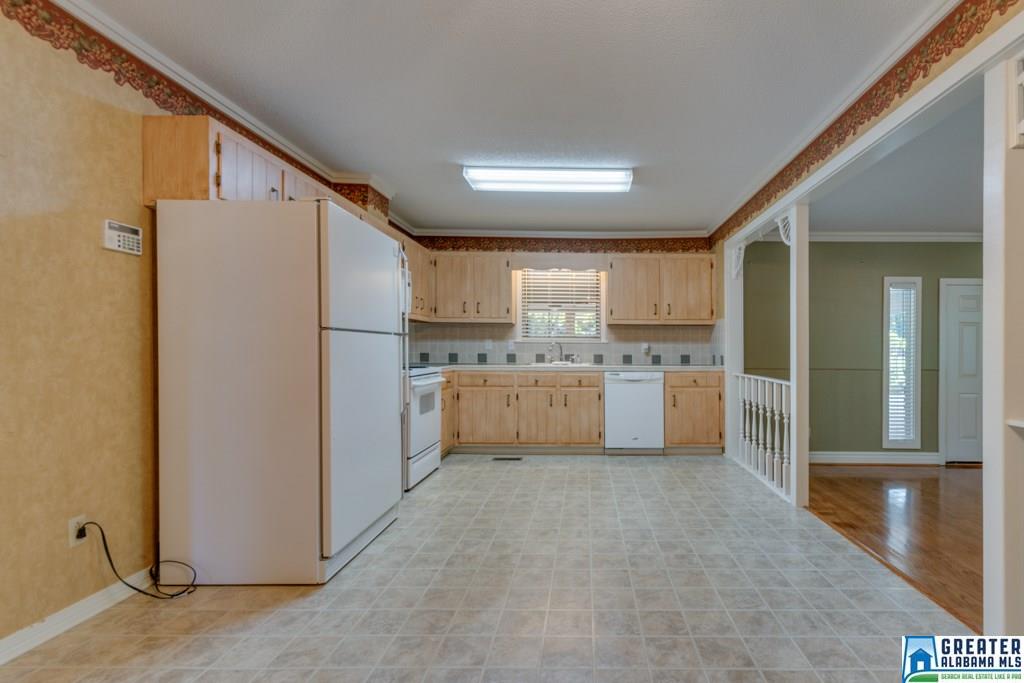 130 Crestview Dr, Clanton, AL 35045 photo 15