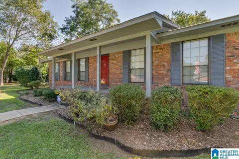 130 Crestview Dr, Clanton, AL 35045 photo 5