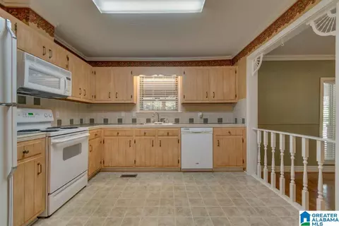130 Crestview Dr, Clanton, AL 35045 photo 16
