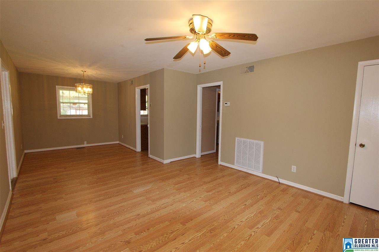 353 Glade Rd E, Anniston, AL 36206 photo 3