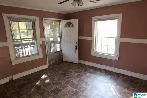 319 E 3rd St, Anniston, AL 36207 photo 9