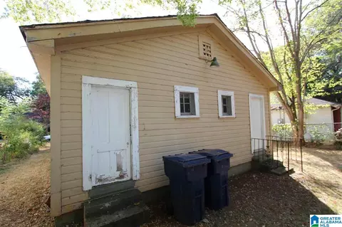 319 E 3rd St, Anniston, AL 36207 photo 4