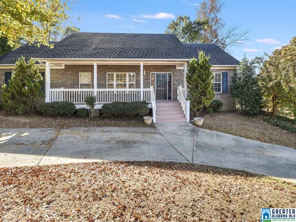 2016 1st Ave W, Maylene, AL 35114 photo 1