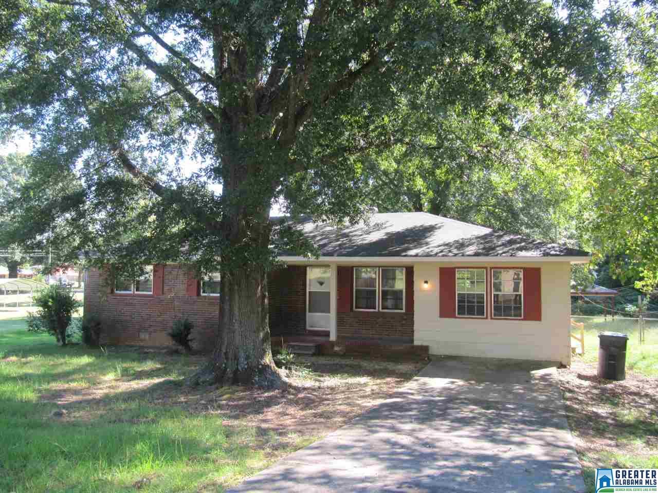 513 Caroline Dr, Weaver, AL 36277 photo 1