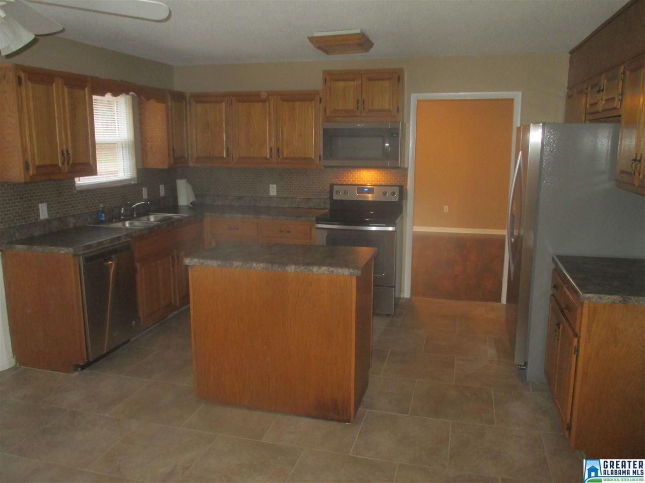 315 Bryan Ln, Warrior, AL 35180 photo 6