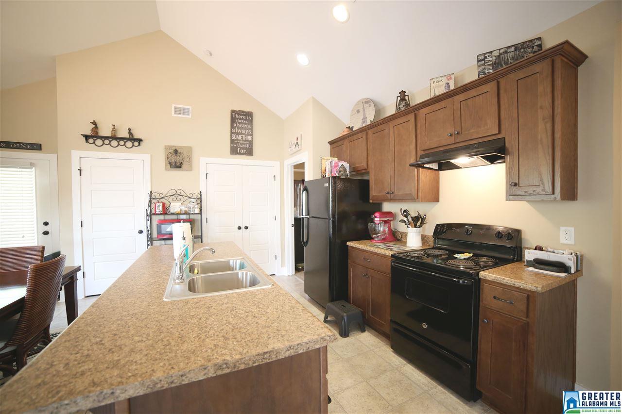 9403 Hoffman Pl, Warrior, AL 35180 photo 6