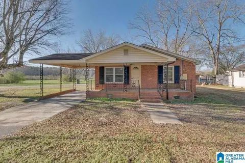 809 8th St, Clanton, AL 35045 photo 1