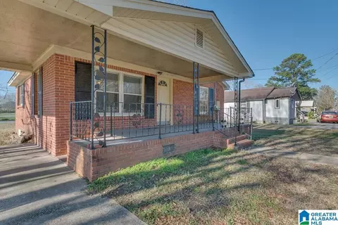 809 8th St, Clanton, AL 35045 photo 5