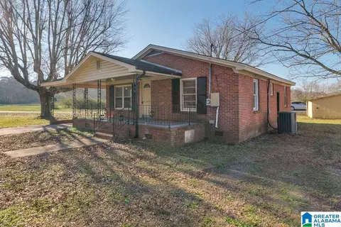 809 8th St, Clanton, AL 35045 photo 3