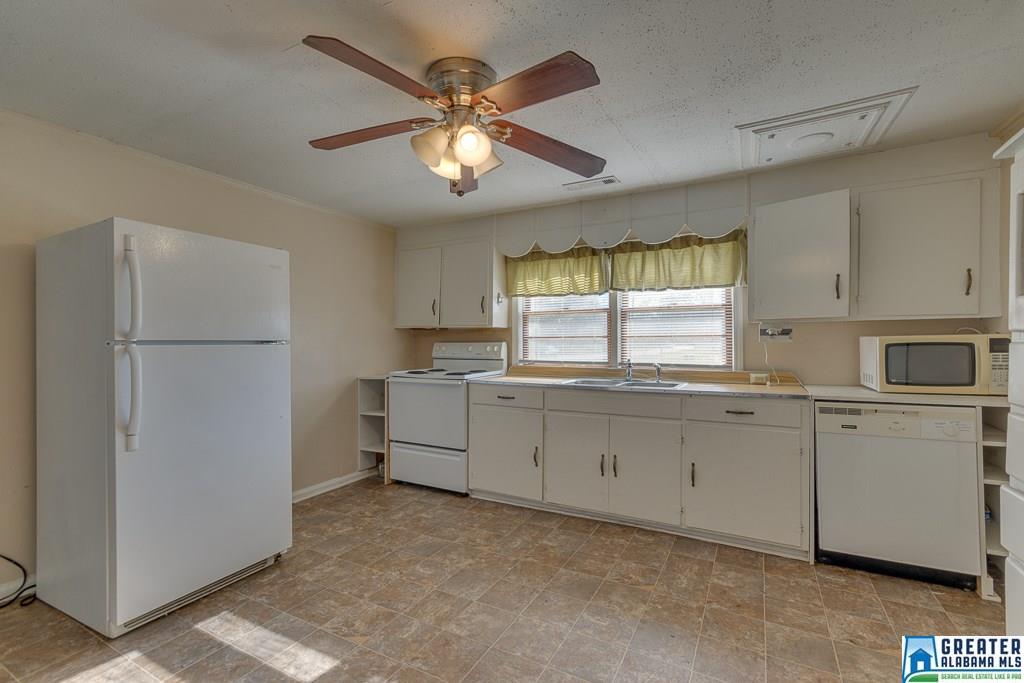 809 8th St, Clanton, AL 35045 photo 14