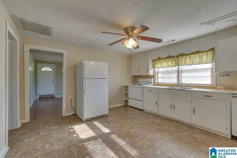 809 8th St, Clanton, AL 35045 photo 13
