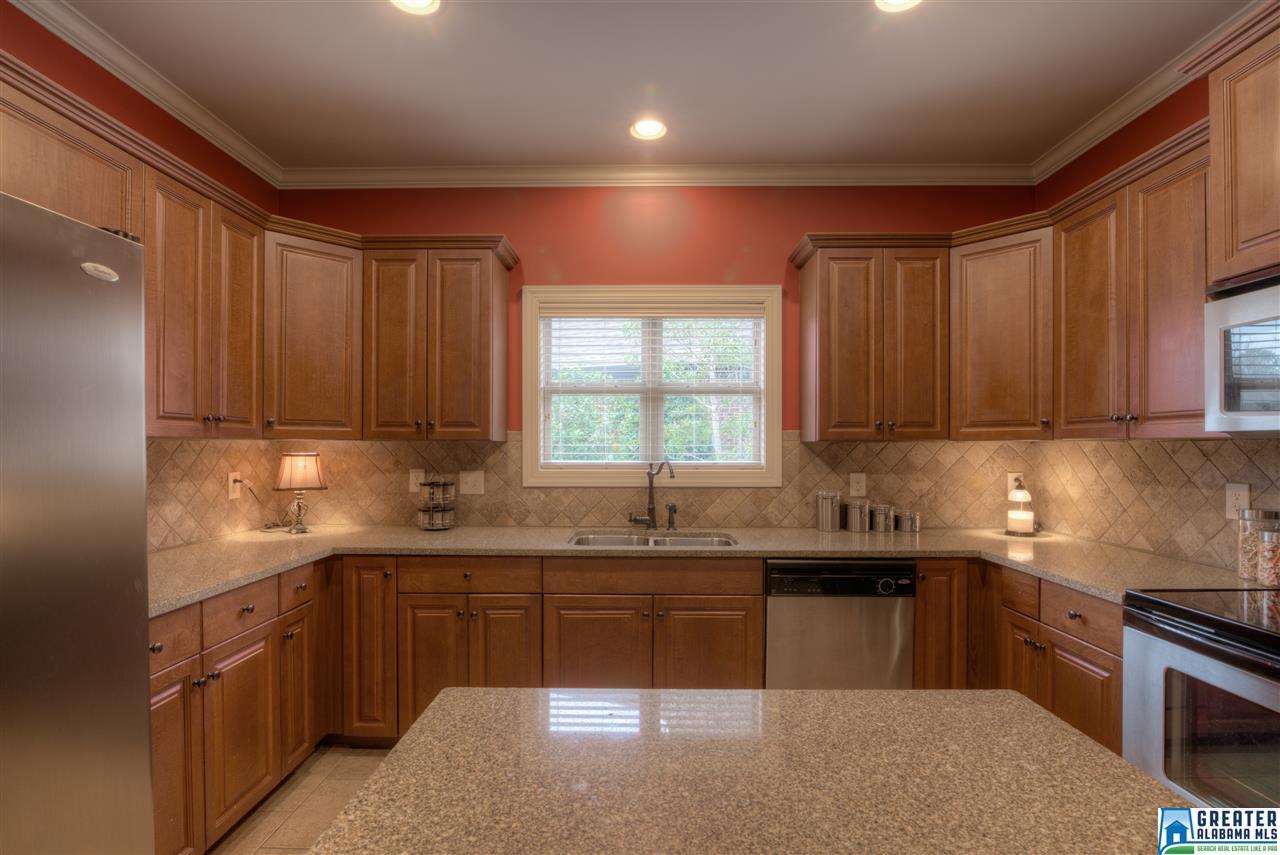 265 Lacey Ave, Maylene, AL 35114 photo 4
