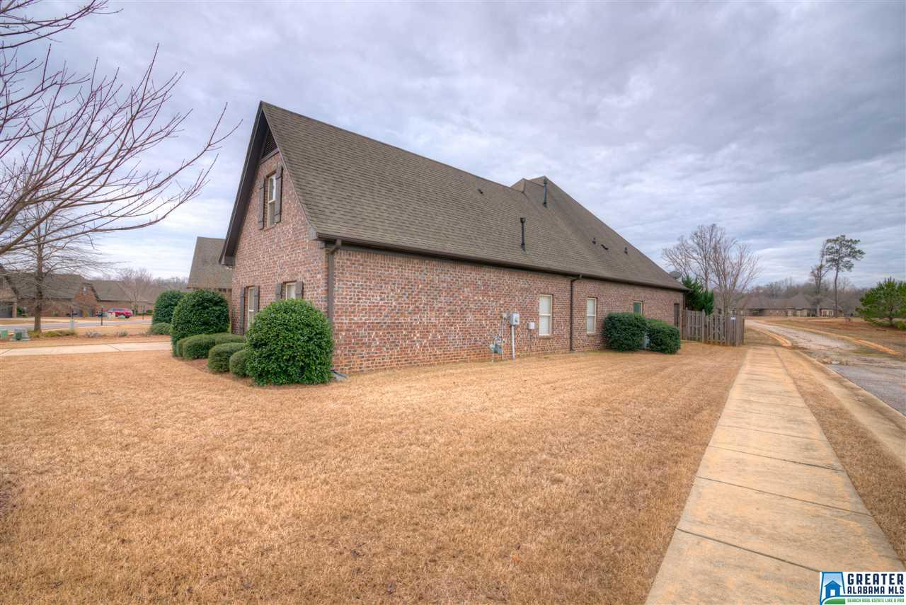 265 Lacey Ave, Maylene, AL 35114 photo 2