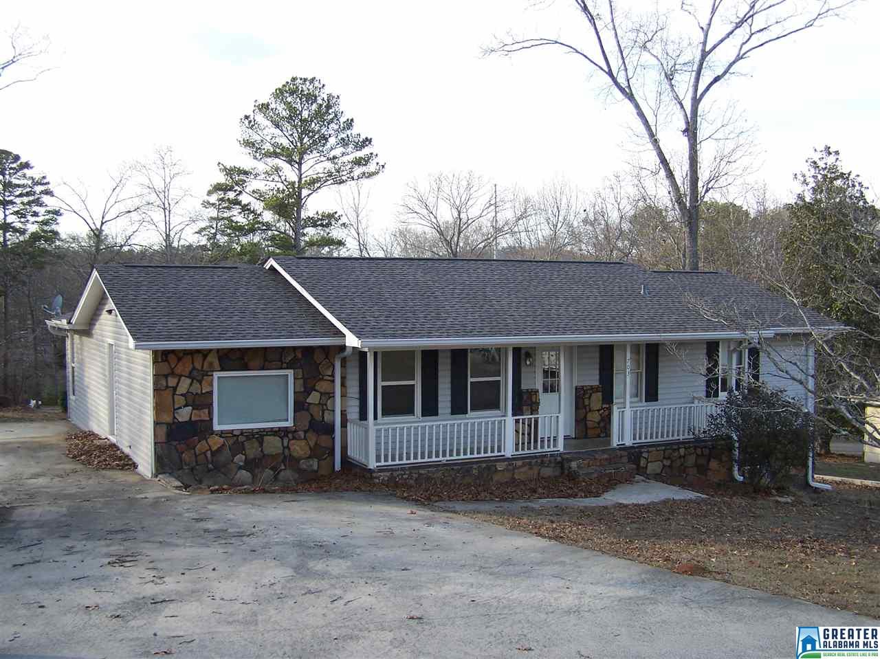 703 Ridgeway Dr, Oneonta, AL 35121 photo 1