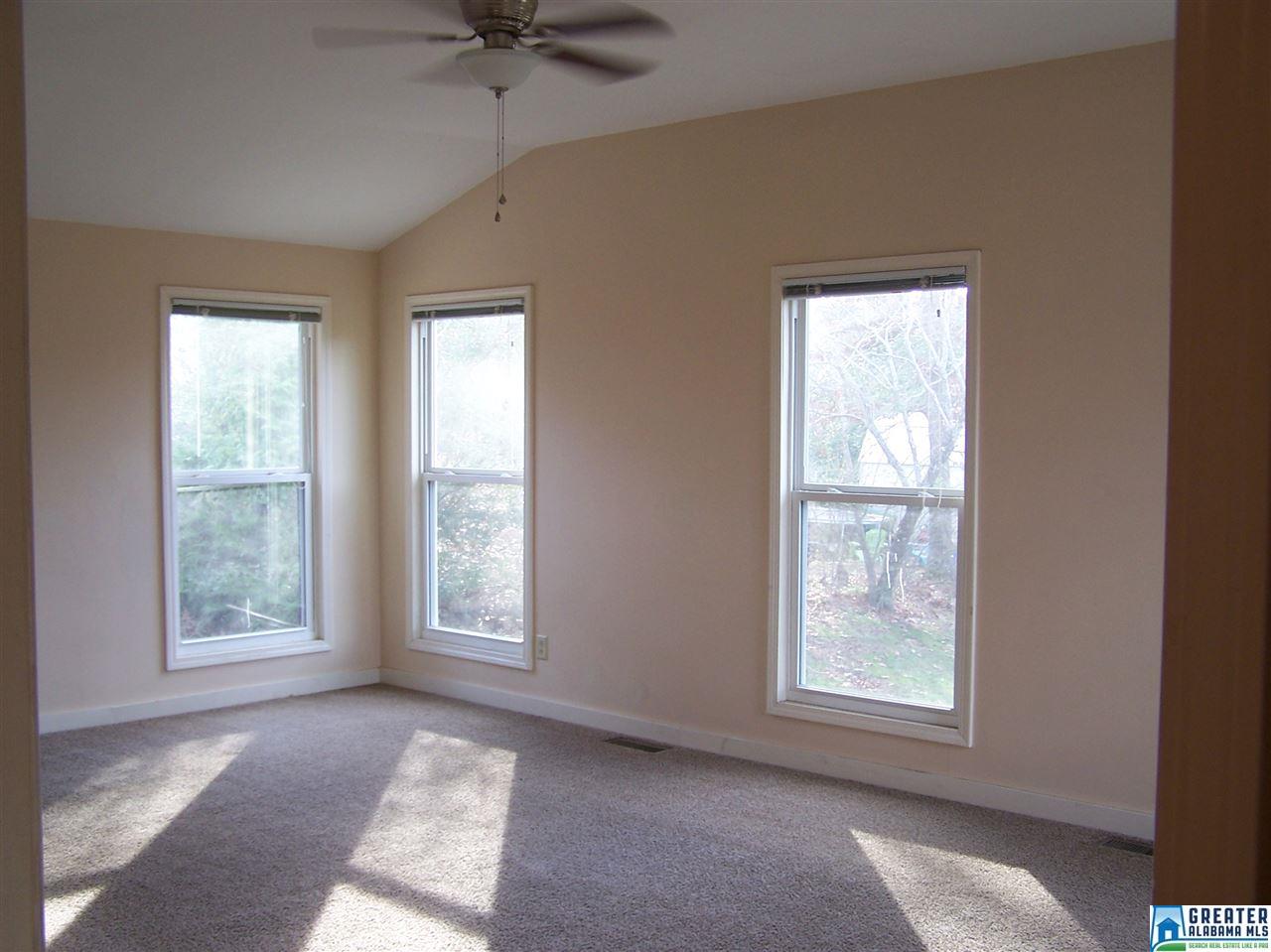703 Ridgeway Dr, Oneonta, AL 35121 photo 9
