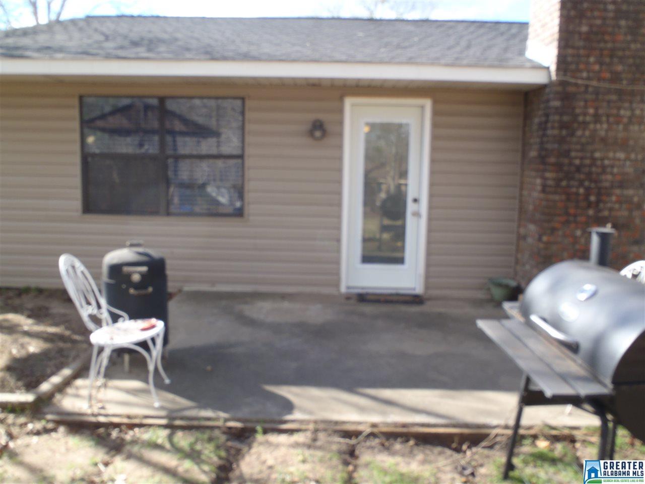 111 Shenandoah Dr, Clanton, AL 35045 photo 3