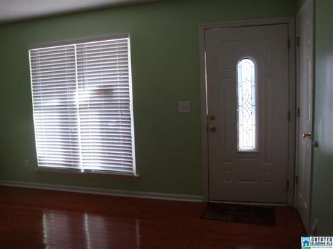 111 Colonial Cir, Clanton, AL 35045 photo 7