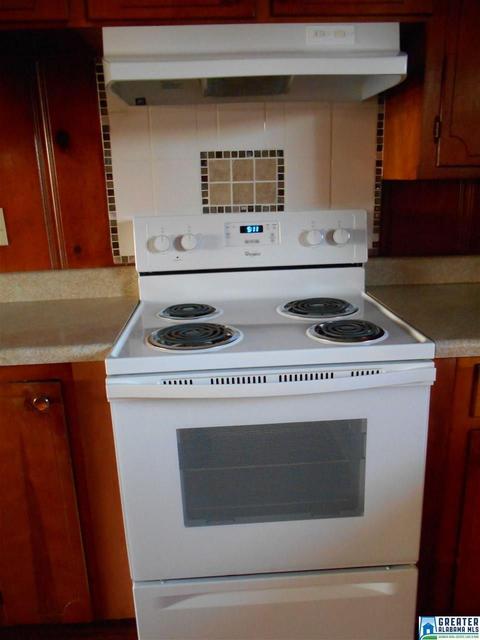 116 Hendrix St, Oneonta, AL 35121 photo 4