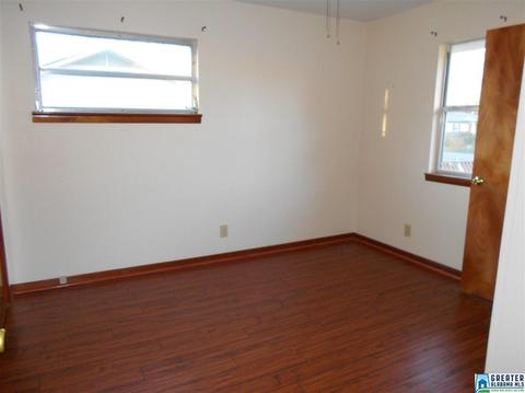 116 Hendrix St, Oneonta, AL 35121 photo 5