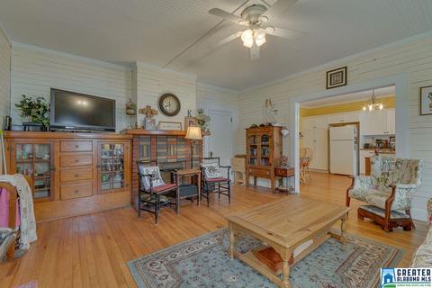 602 8th St, Clanton, AL 35045 photo 12