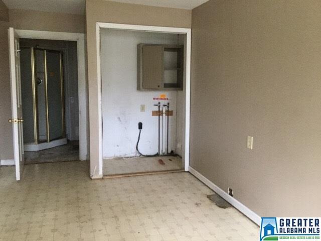 413 Thomas St, Warrior, AL 35180 photo 2