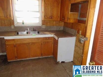 300 Hinkle Rd, Clanton, AL 35045 photo 9