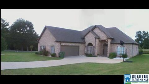 105 Corbin St, Clanton, AL 35045 photo 1