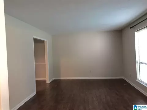 1828 Apache Way, Alabaster, AL 35007 photo 2