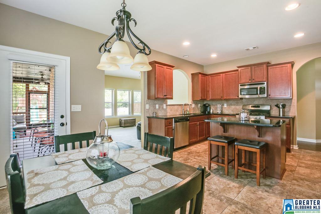 528 Horizon St, Maylene, AL 35114 photo 9