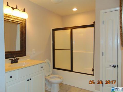60 Crest Loop Rd, Clanton, AL 35045 photo 9
