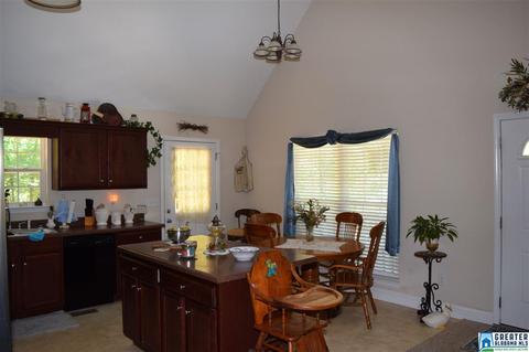 2 Westbrook Dr, Hayden, AL 35079 photo 9