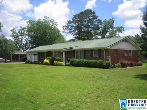 105 Lilla Ave E, Clanton, AL 35045 photo 1