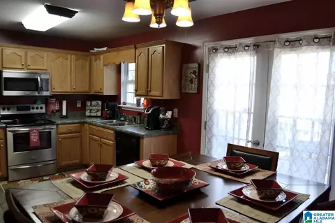 155 Miranda Rd, Warrior, AL 35180 photo 6