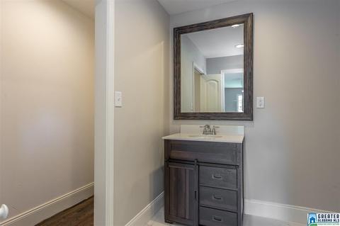 564 Rutherford Cir, Birmingham, AL 35206 photo 14
