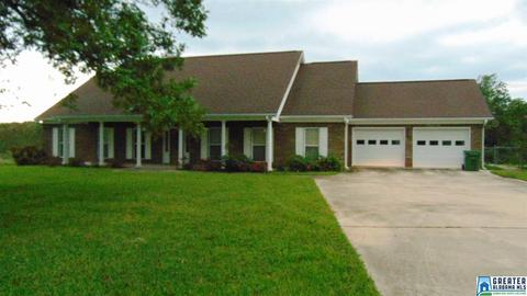 1363 Moatts Dr, Clanton, AL 35045 photo 1