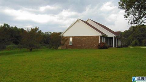 1363 Moatts Dr, Clanton, AL 35045 photo 5