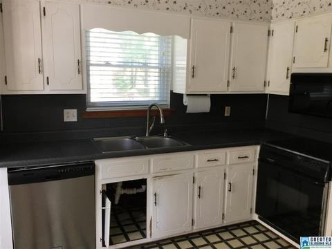 105 Hickory St, Maylene, AL 35114 photo 5