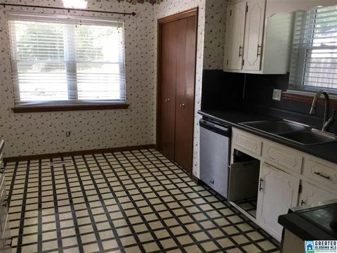 105 Hickory St, Maylene, AL 35114 photo 3