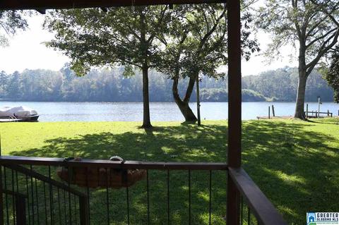 250 Riverside Dr, Clanton, AL 35046 photo 1