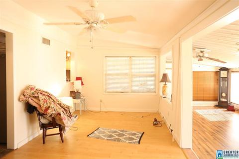 250 Riverside Dr, Clanton, AL 35046 photo 4