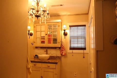 250 Riverside Dr, Clanton, AL 35046 photo 8