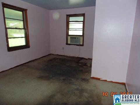 201 N 14th St, Clanton, AL 35045 photo 6