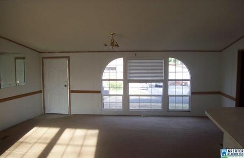 515 7th St, Docena, AL 35060 photo 4