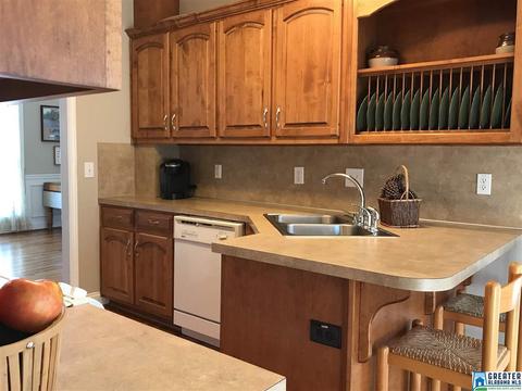 184 Grove Hill Dr, Alabaster, AL 35007 photo 2