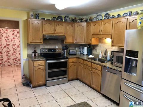 170 Scurlock St, Sumiton, AL 35148 photo 4